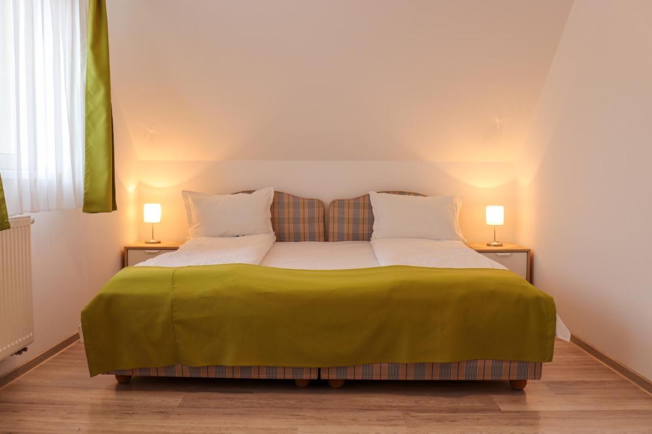 Rîşnov Apartamente Bucegi מראה חיצוני תמונה