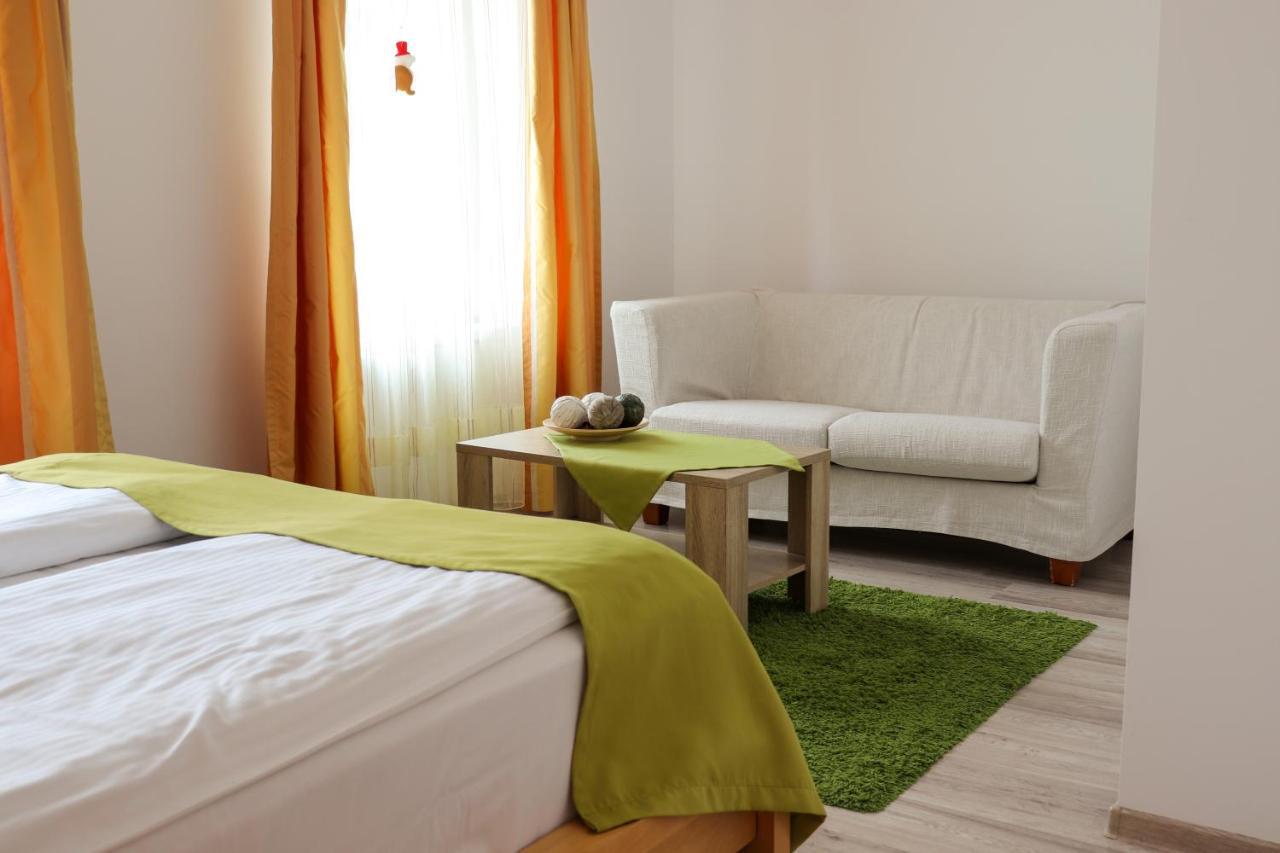 Rîşnov Apartamente Bucegi מראה חיצוני תמונה